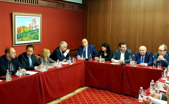 Паргов: България трябва да работи за създаване на Балкански център на висшето образование