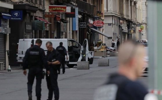 Полицията арестува заподозрян за взрива в Лион