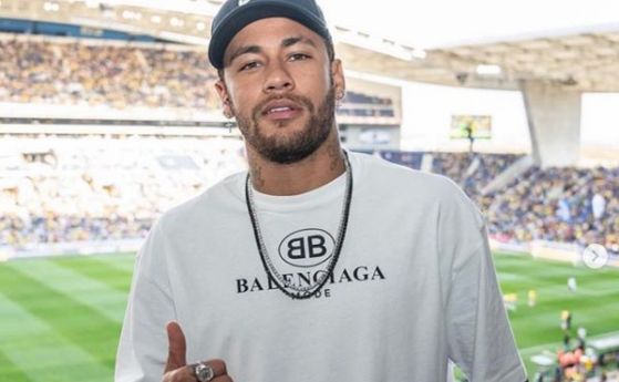 Полицията връчи призовка за съда суперзвездата на Пари Сен Жермен и