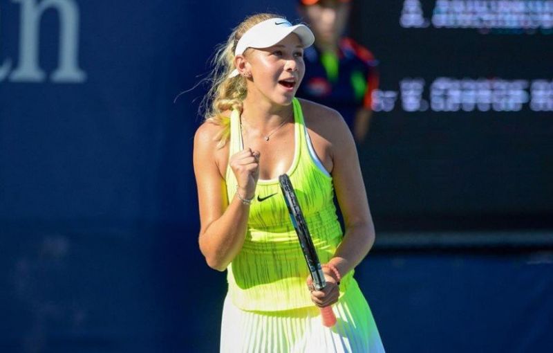 Аманда Анисимова се класира за полуфиналите на Откритото първенство на
