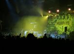 'Зиг хайл' от публиката прекъсна концерта на Dropkick Murphys в София (видео) - обновена