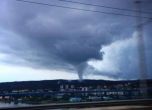 Торнадо вилня над Варна в ранния следобед