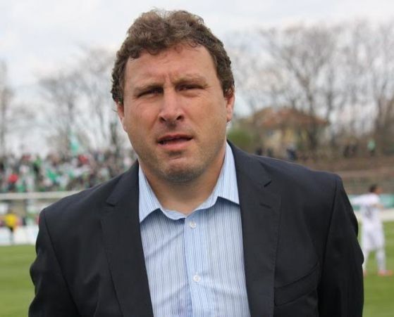 Атрактивният треньор Велислав Вуцов остана много разочарован от снощната скандална