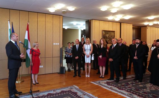 Президентът се срещна с българската общност в Унгария