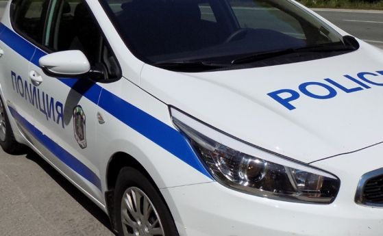 Двама починаха след сблъсъка на Хемус, пострадалите полицаи пътуват към болница в София