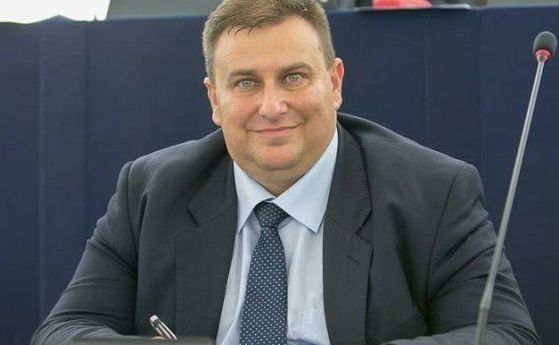 Емил Радев от ГЕРБ става евродепутат, реши ЦИК