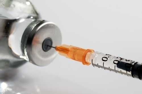 Едва 40% от българите смятат, че ваксините са безопасни, а