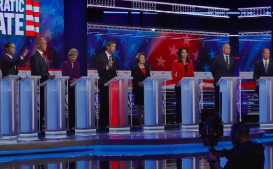 Първите 10 кандидати на демократите за президент на САЩ се събраха в тв дебат