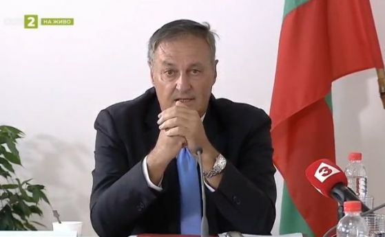  Започнаха чуванията на претендентите за Българска национална телевизия - Сашо Йовков сложи акцент върху финансите 