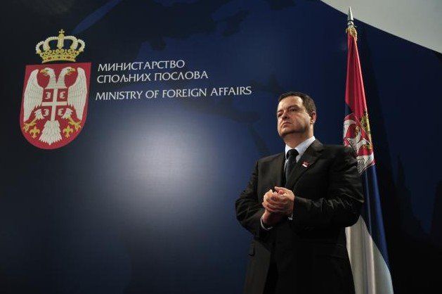 Сръбският първи вицепремиер и външен министър Ивица Дачич е извикал