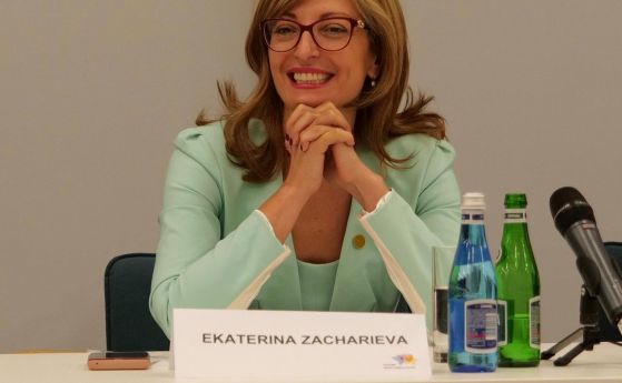 Захариева призова Дачич да се извини след нападките му към Борисов за Косово
