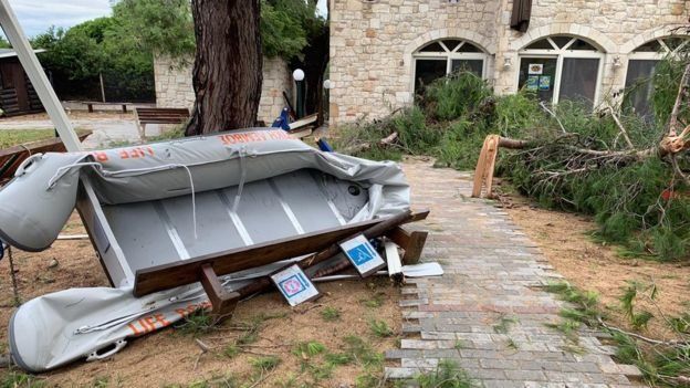Няма данни за пострадали българи при наводненията в Гърция, съобщиха