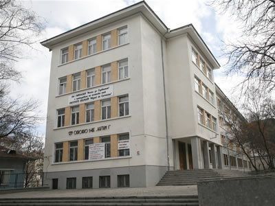 164-та испанска гимназия е най-желаното училище в София за прием