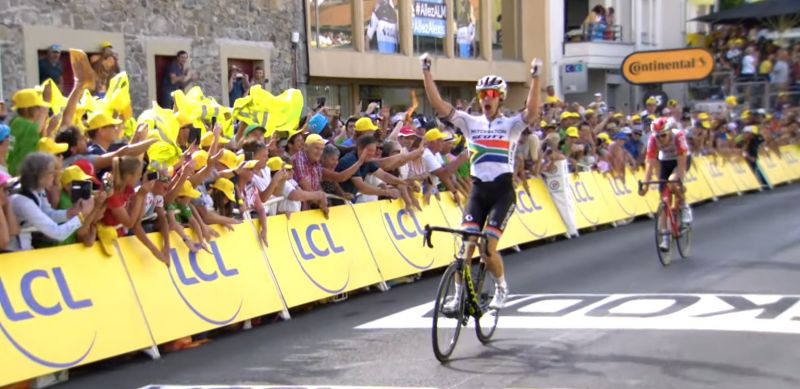 Снимка: Дарил Импи спечели деветия етап на Тура, ужасяващо падане прати Де Марки в болница