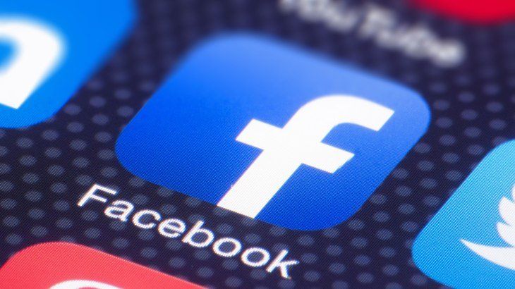 Фейсбук и Инстаграм се сринаха на територията на България. Засега