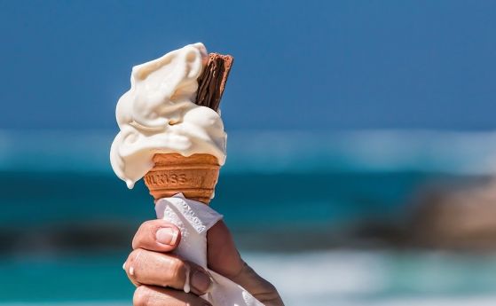 Тест доказва: 73% от насипния сладолед е замърсен и може да причини хранителни разстройства