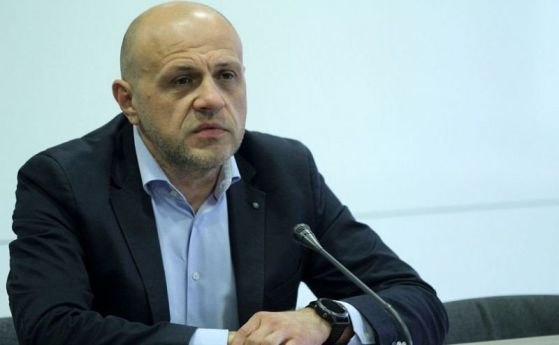 Хакерската атака срещу НАП има за цел да клати правителството, обяви Томислав Дончев