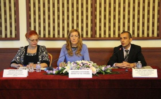Министърът на туризма Николина Ангелкова ще открие заседание на Националния съвет по туризъм