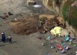 Скала се срути върху плаж в Калифорния, трима души загинаха