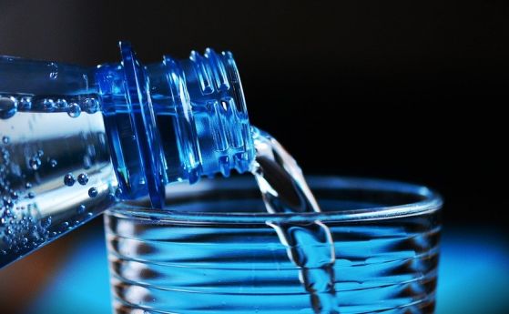 Една трета от британците не пият вода всеки ден