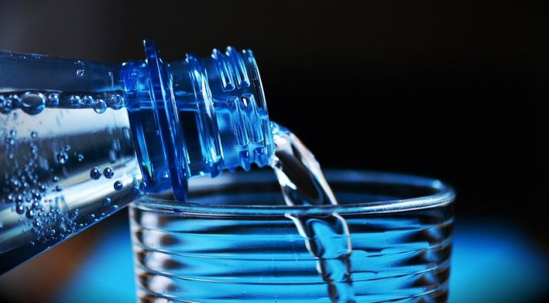 Национално проучване установи,че една трета от британците не консумират вода всеки