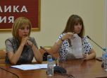Мая Манолова: Скандализирана съм от уволнението на медицинската сестра Мая Илиева