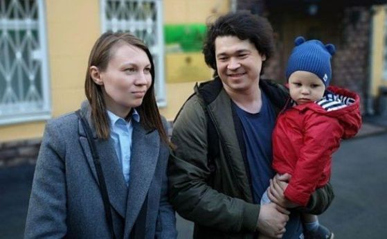 Руската прокуратура иска да отнеме дете от родителите му, защото са го завели на протест