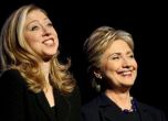 Хилари и Челси Клинтън написаха 'Книга за храбрите жени'