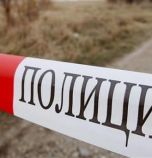 Мъж си преряза гърлото с бутилка пред полицаи
