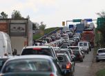 Катастрофа блокира трафика по магистрала Тракия, колоната е 2 км