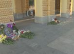 Стотици се включиха в бдението в памет на убитото 7-годишно момиче в Сливен