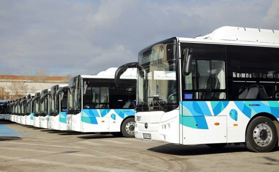 Електробуси с по 25 или 60 места ще возят до метрото