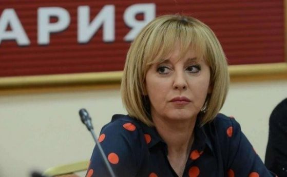 Манолова призна, че е сбъркала с подкрепата си за Орешарски