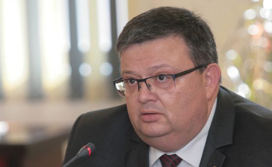 Цацаров: И на Малофеев е забранено да влиза в България