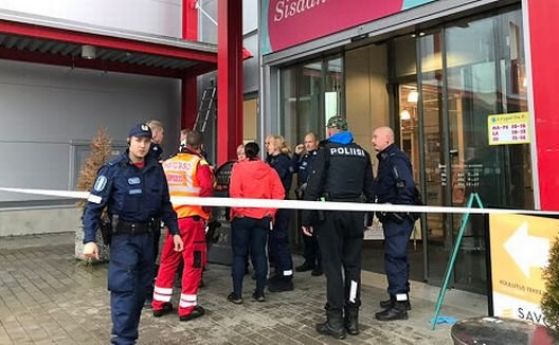 Един убит и няколко ранени в мол във Финландия