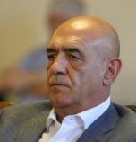 Шефът на НЗОК: Протестите на медицинските специалисти не са насочени към когото трябва