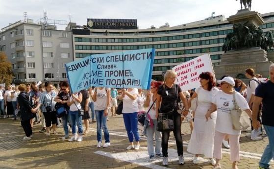 Ананиев се среща с протестиращите медсестри утре
