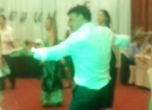Излезе нов танц на Борислав Михайлов, импровизира на гръцко (видео)