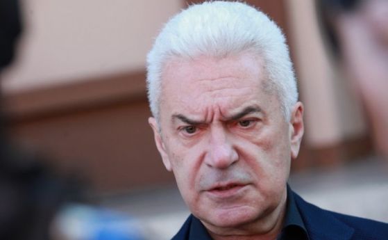 Волен Сидеров предизвиква Джамбазки за оставка