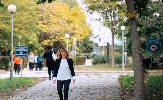 Проф. Клисарова предлага решение за справяне с бездомните животни във Варна