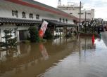 10 жертви на наводнения и свлачища в Япония