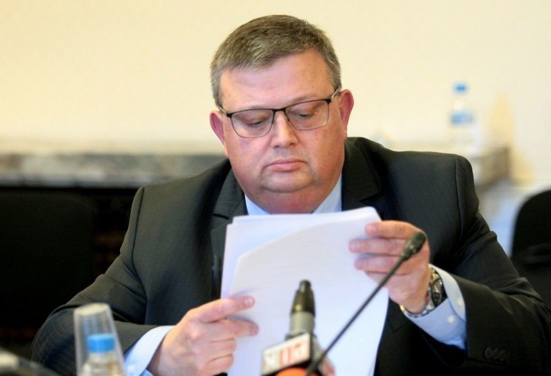 Цацаров за ромските секции: Ако получим сигнали, ще реагираме с максимална бързина