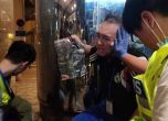 Нападател намушка 4-ма и отхапа ухото на мъж на протест в Хонконг