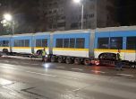 Трамвай пристигна в София по магистралата