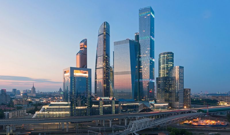 FT: Братовчеди  на Башар Асад купиха 19 апартамента в Москва