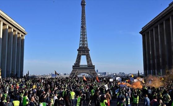 Париж, жълти жилетки, протест