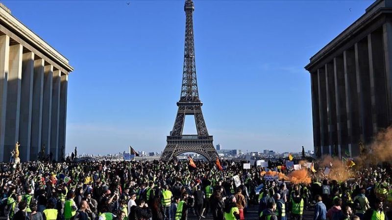 Париж, жълти жилетки, протест