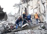 Земетресенията в Албания продължават, издирването на оцелели - също