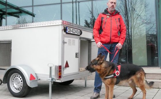 Кучетата спасители на БЧК получиха нови ремаркета