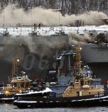 Пожар гори на руския самолетоносач 'Адмирал Кузнецов'